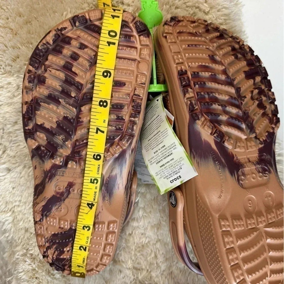 Crocs Classic Marbled Unisex Clogs Men’s 9 / Women’s 11 - Picture 8 of 9